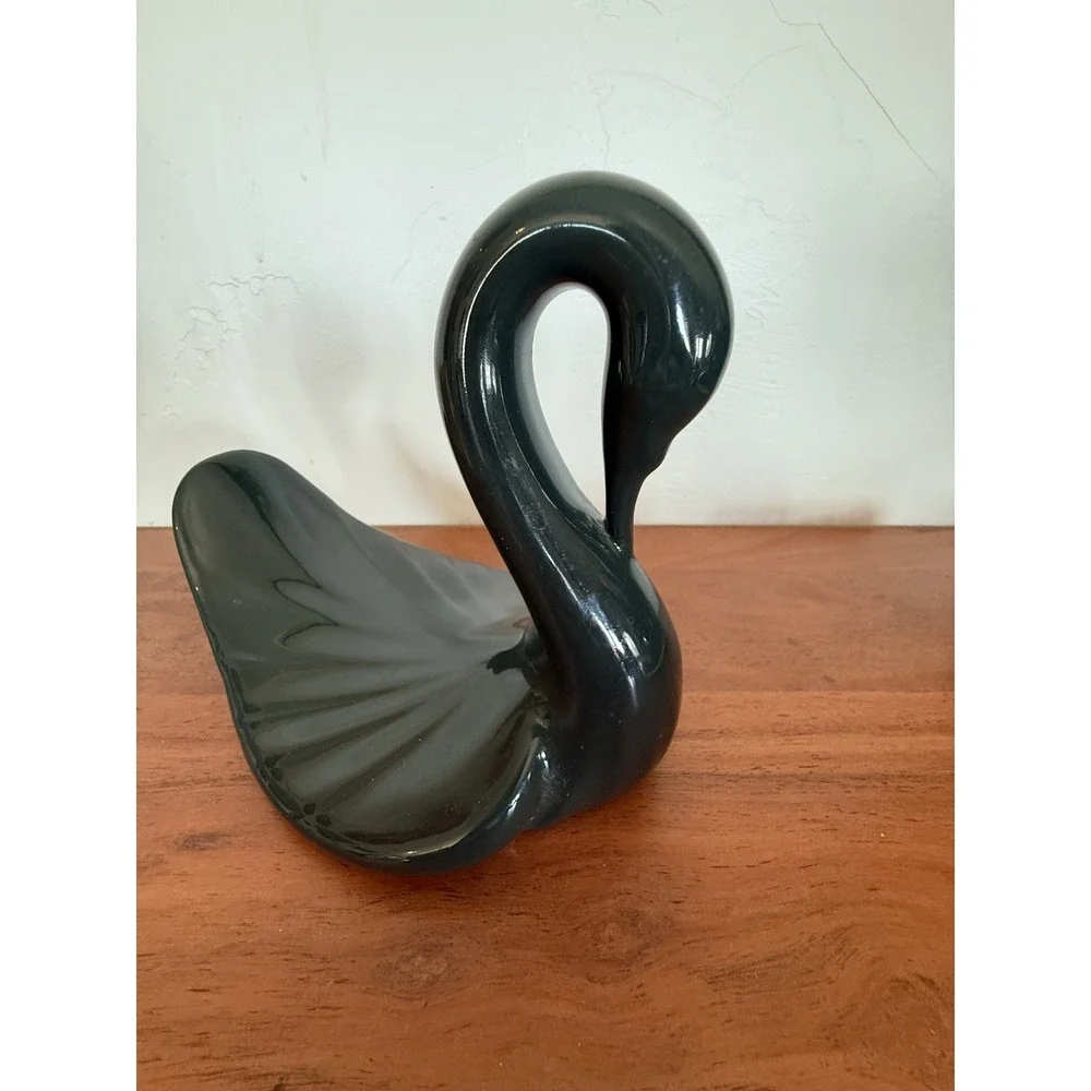 Vintage Swan Hand Towel Wash Cloth Holder Soap Bathroom Décor  Emerald Ceramic